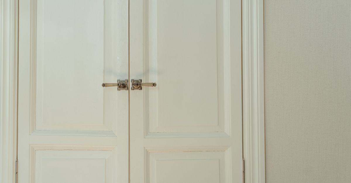 Loose Door Knob? Fix It in Under 30 Minutes