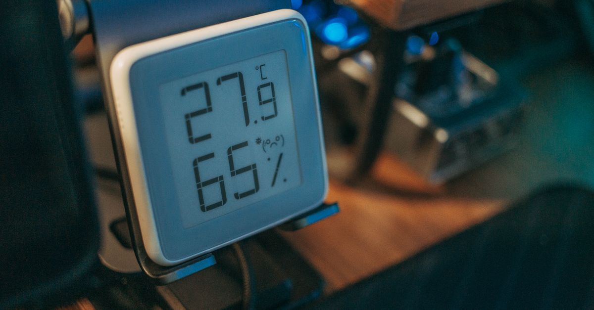 Indoor Humidity Control Without a Dehumidifier